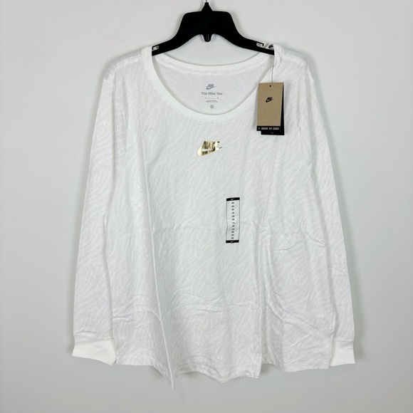 Nike Women’s Sportswear Essentials Long Sleeve Top in White Plus Size 2X - Picture 1 of 8